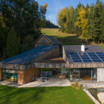 HAUS H. LANGSCHLAG