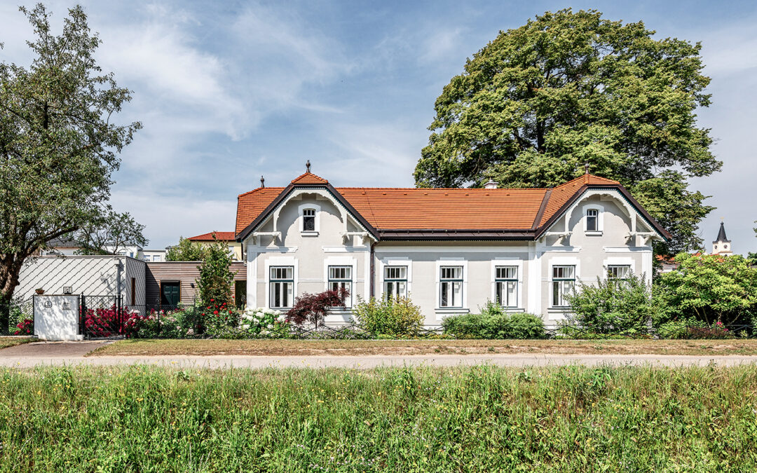 ZWERCHHOF HOLLABRUNN